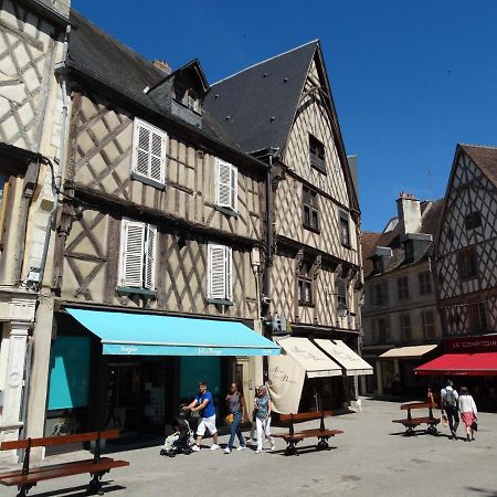Appartement Coquet Centre Ville Filigrando Bourges Dış mekan fotoğraf