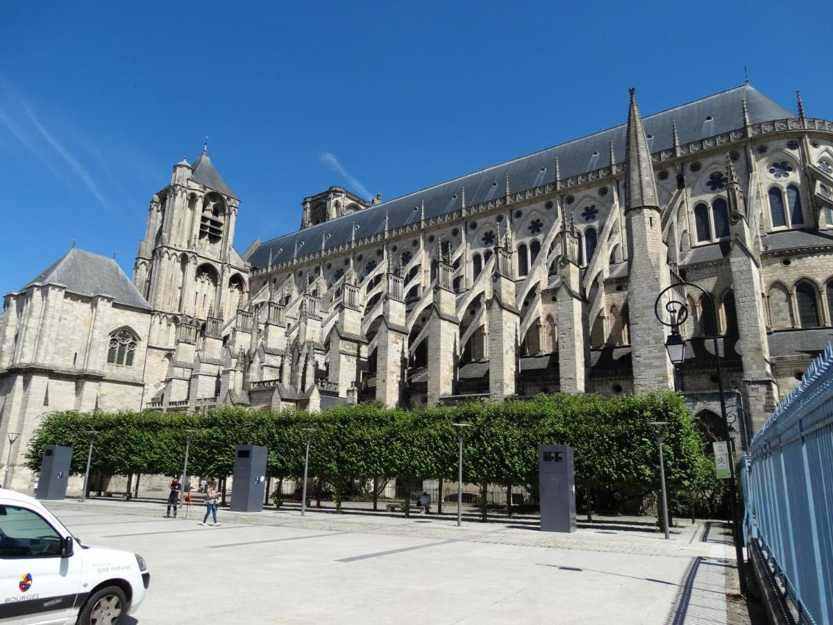 Appartement Coquet Centre Ville Filigrando Bourges Dış mekan fotoğraf